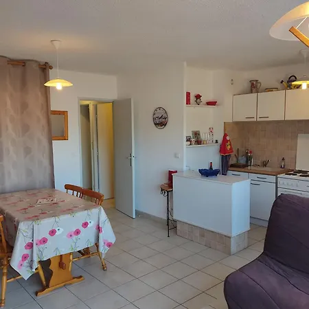 Spacieux T1 Alcove, 4/6 Pers - Centre Gruissan, 400m Plage, Ascenseur, Parking Proche - Fr-1-796-57 Apartment